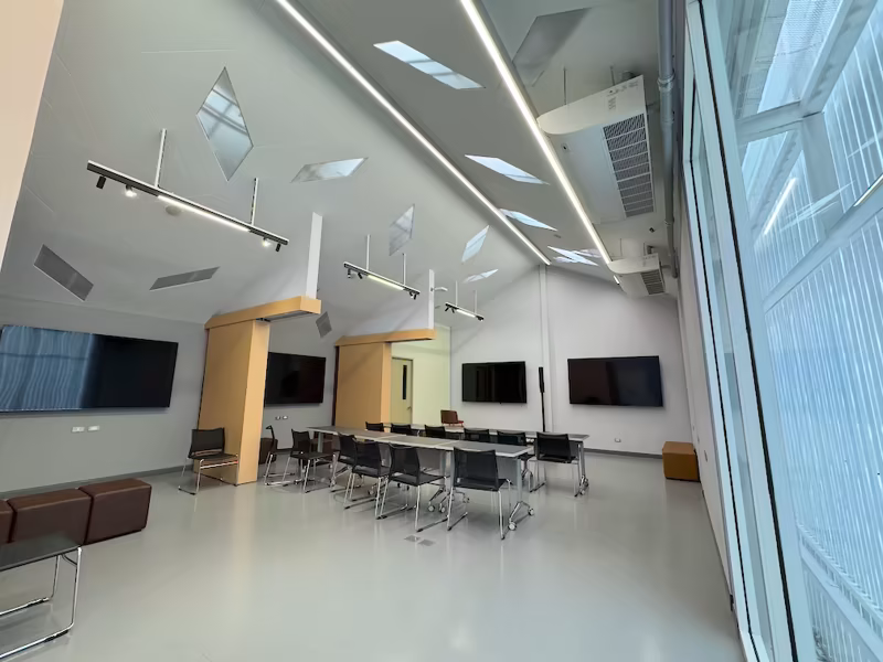 Demo Floor